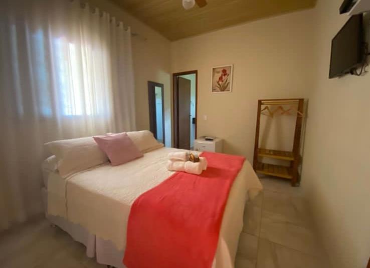 Pousada Rancho Dos Ipes Алту-Параизу-ди-Гояс Экстерьер фото